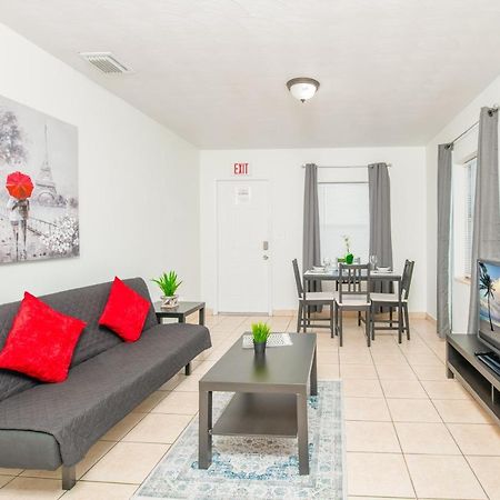 Hollywood Private Apartments Esterno foto