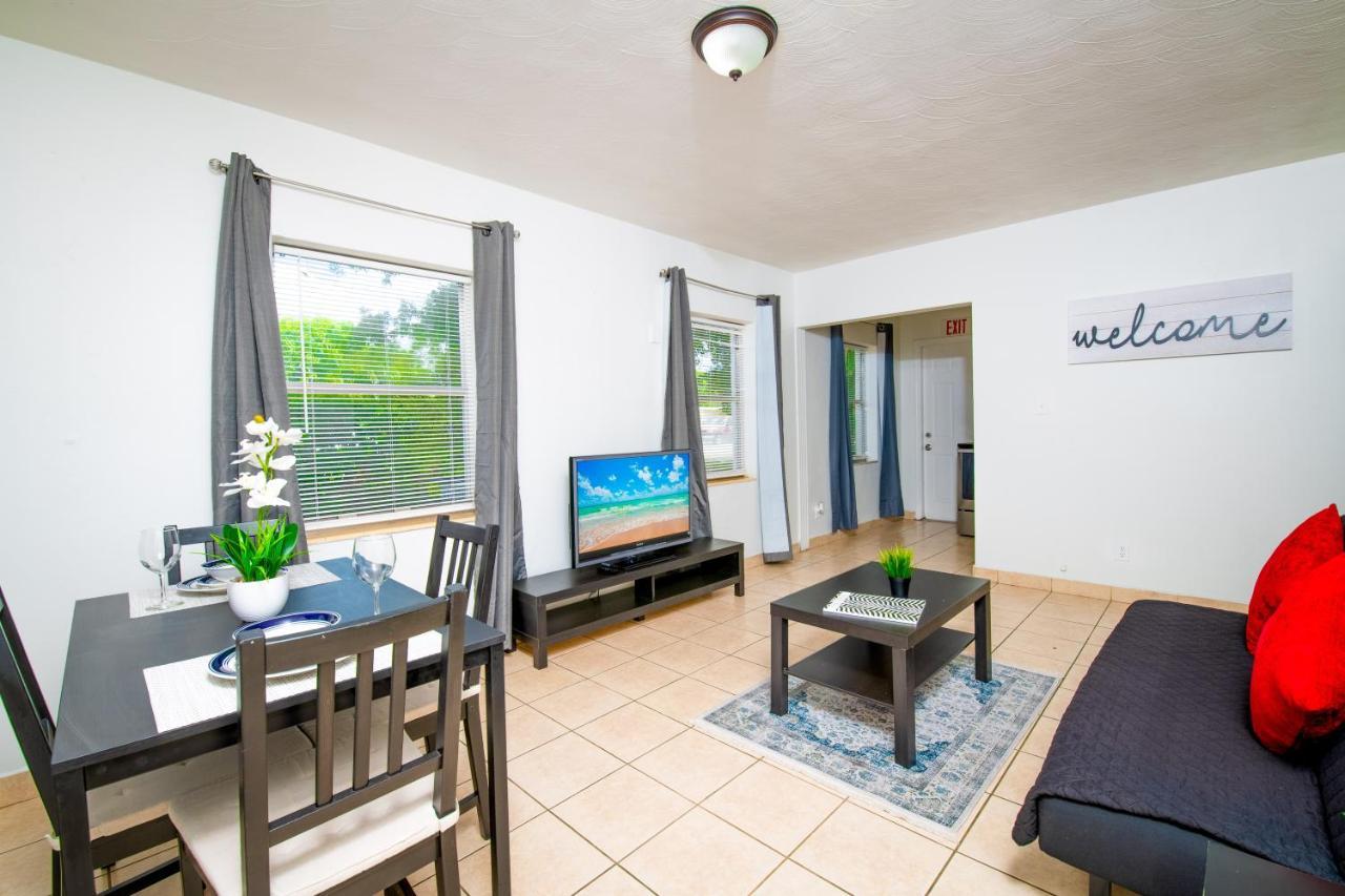 Hollywood Private Apartments Esterno foto
